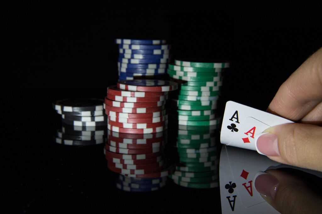 bluffing in poker betting